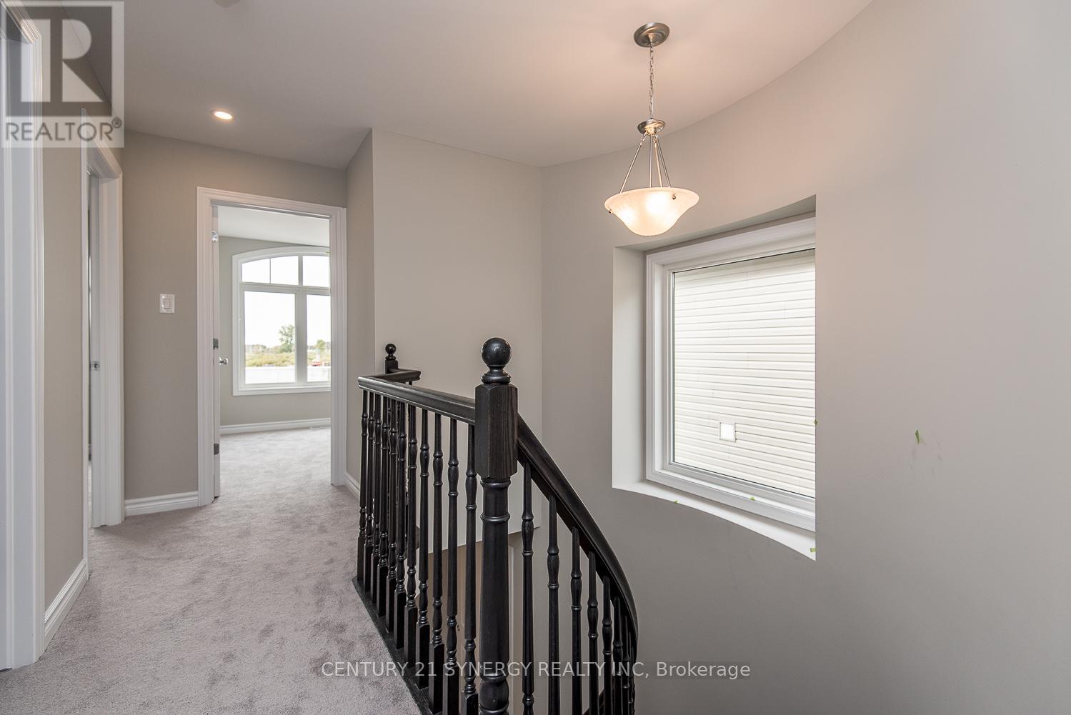 Photo 19 of 607 Trigoria Crescent, Ottawa ON