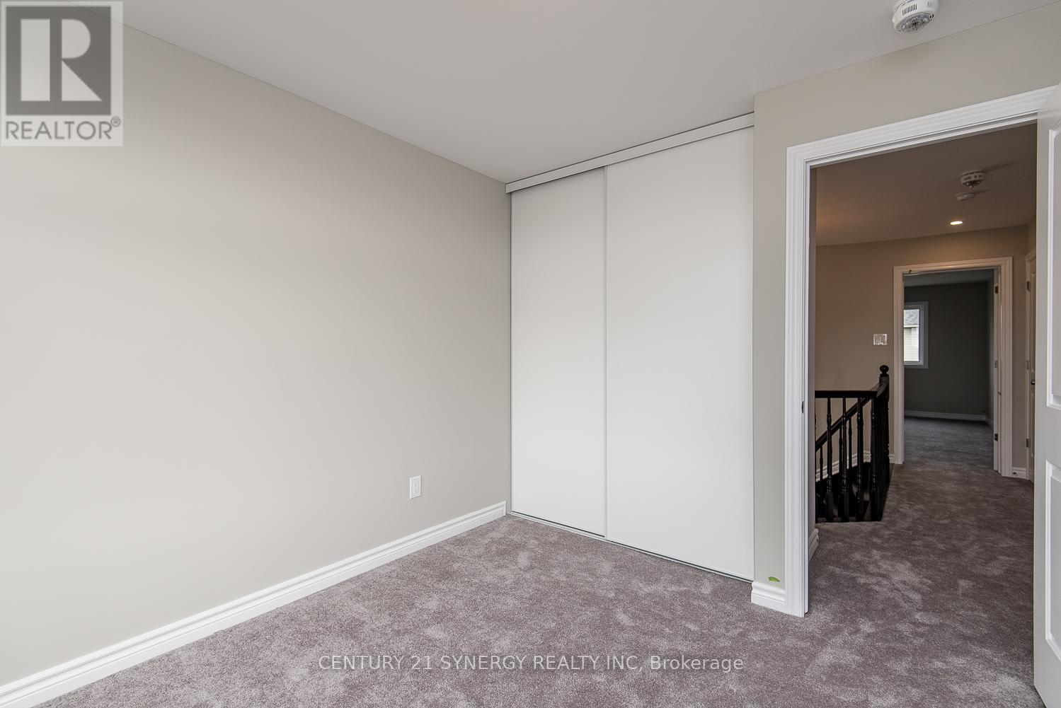Photo 8 of 607 Trigoria Crescent, Ottawa ON