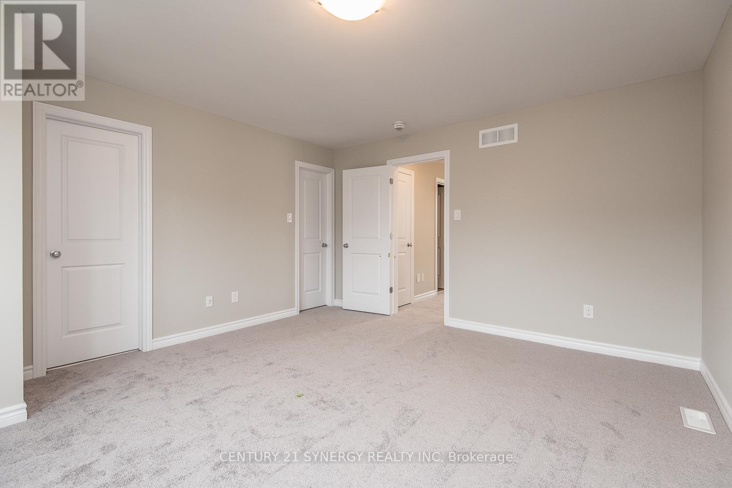 Photo 17 of 607 Trigoria Crescent, Ottawa ON