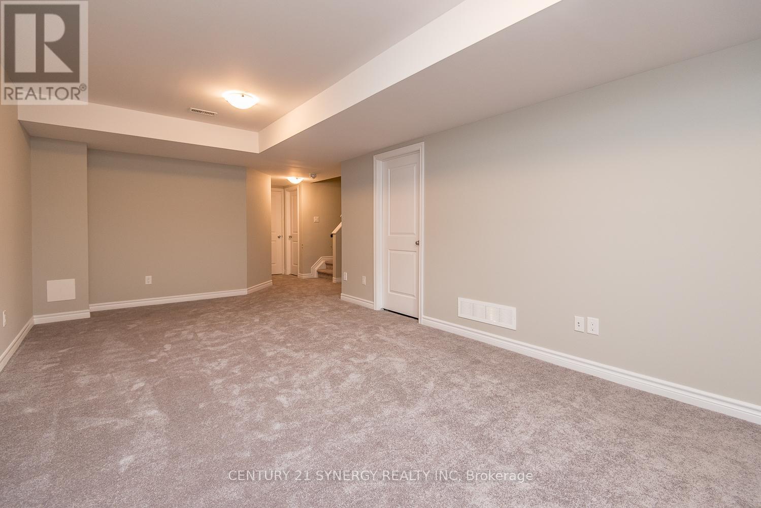 Photo 32 of 607 Trigoria Crescent, Ottawa ON