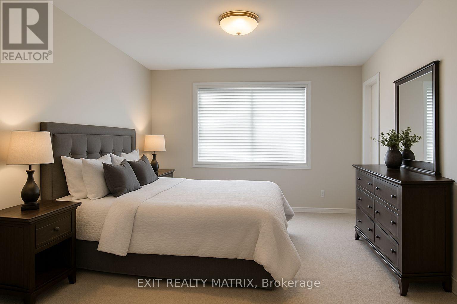 Photo 9 of 739 Namur Street, Russell ON