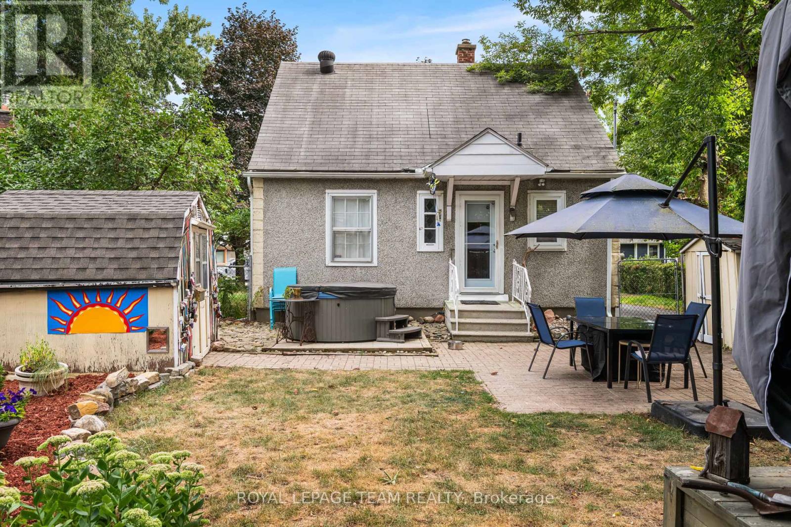 Photo 42 of 158 Anna Avenue, Ottawa ON