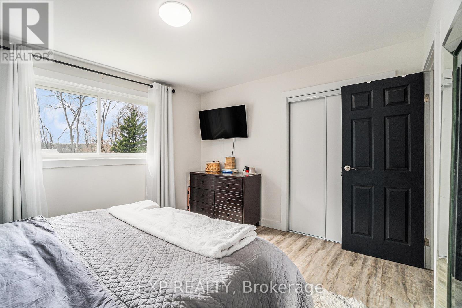 Photo 12 of 2462 Dunning Road, Ottawa ON