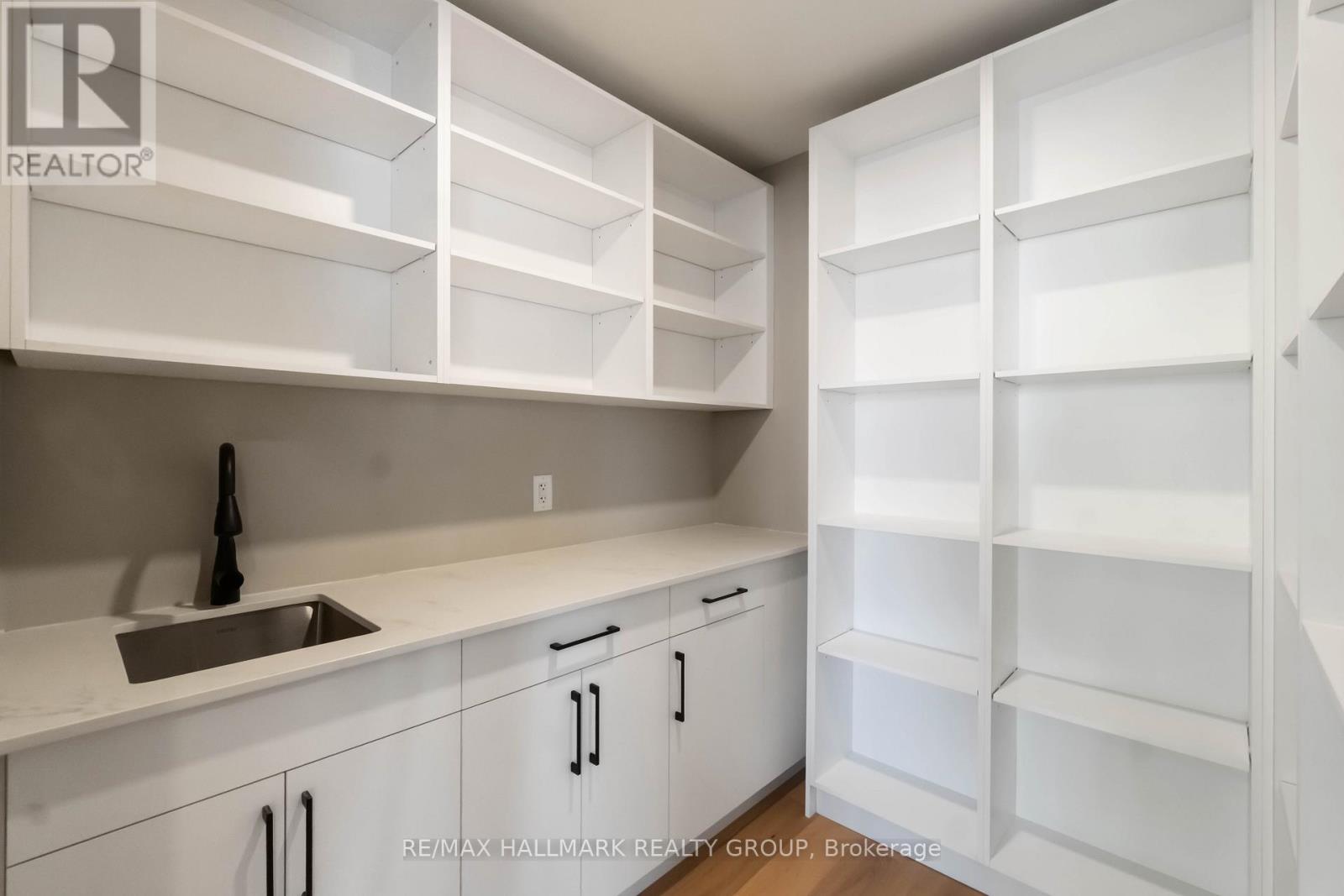 Photo 12 of 110 Theberge Private, Ottawa ON