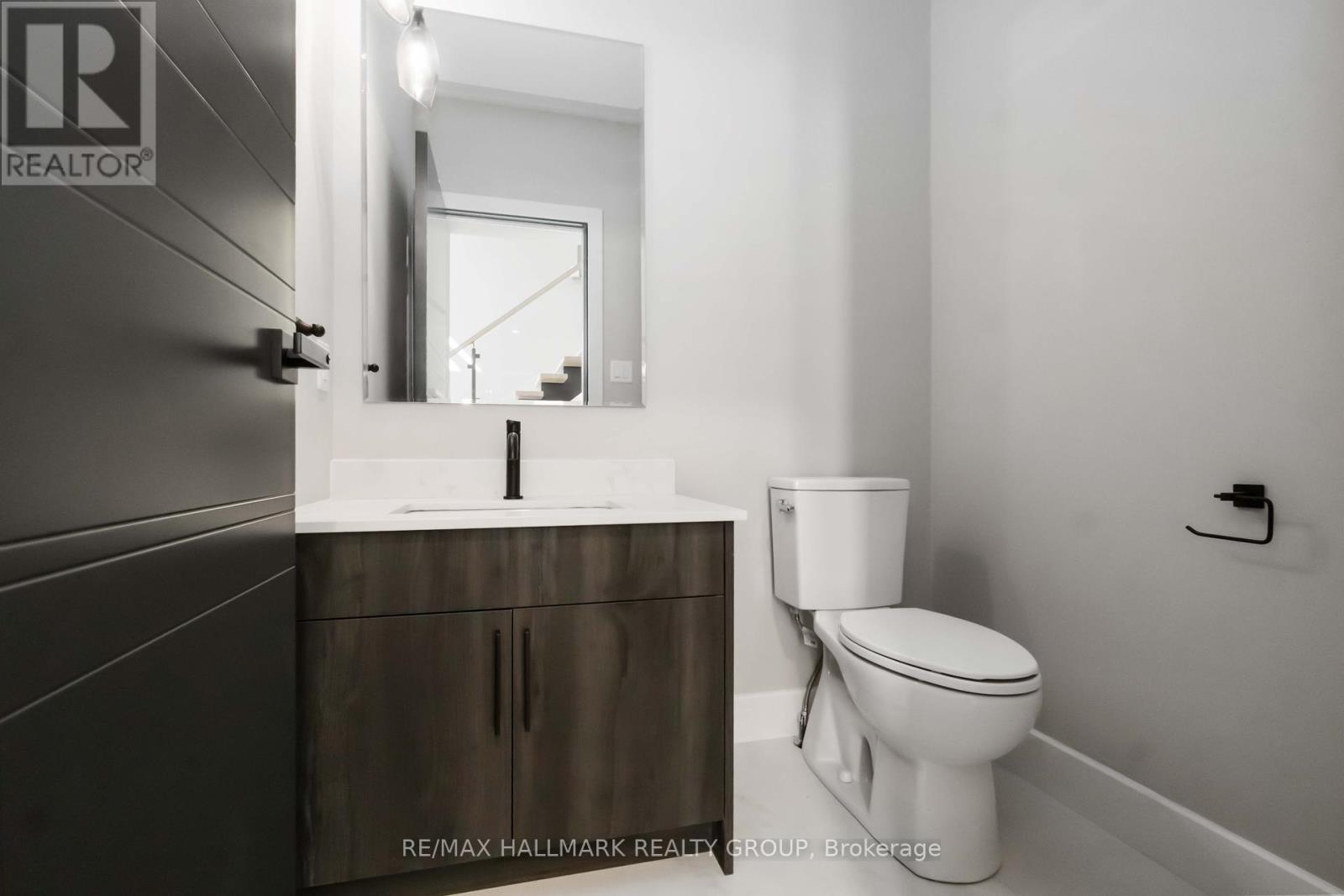 Photo 13 of 110 Theberge Private, Ottawa ON