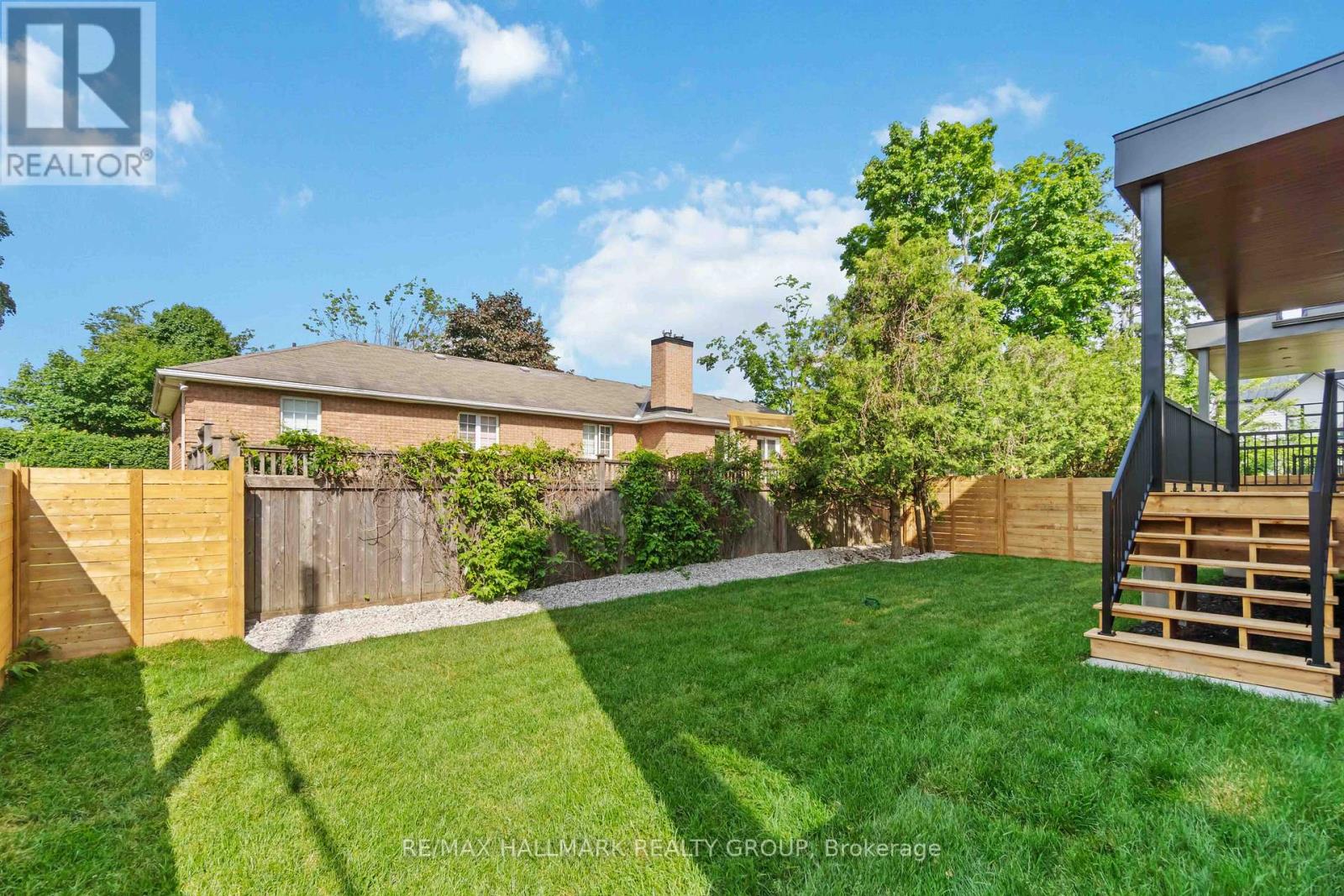 Photo 31 of 110 Theberge Private, Ottawa ON