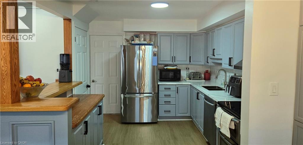 Photo 12 of 100 St Andrews Court Unit 5, Hamilton ON