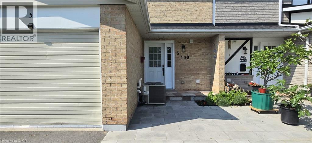 Photo 2 of 100 St Andrews Court Unit 5, Hamilton ON