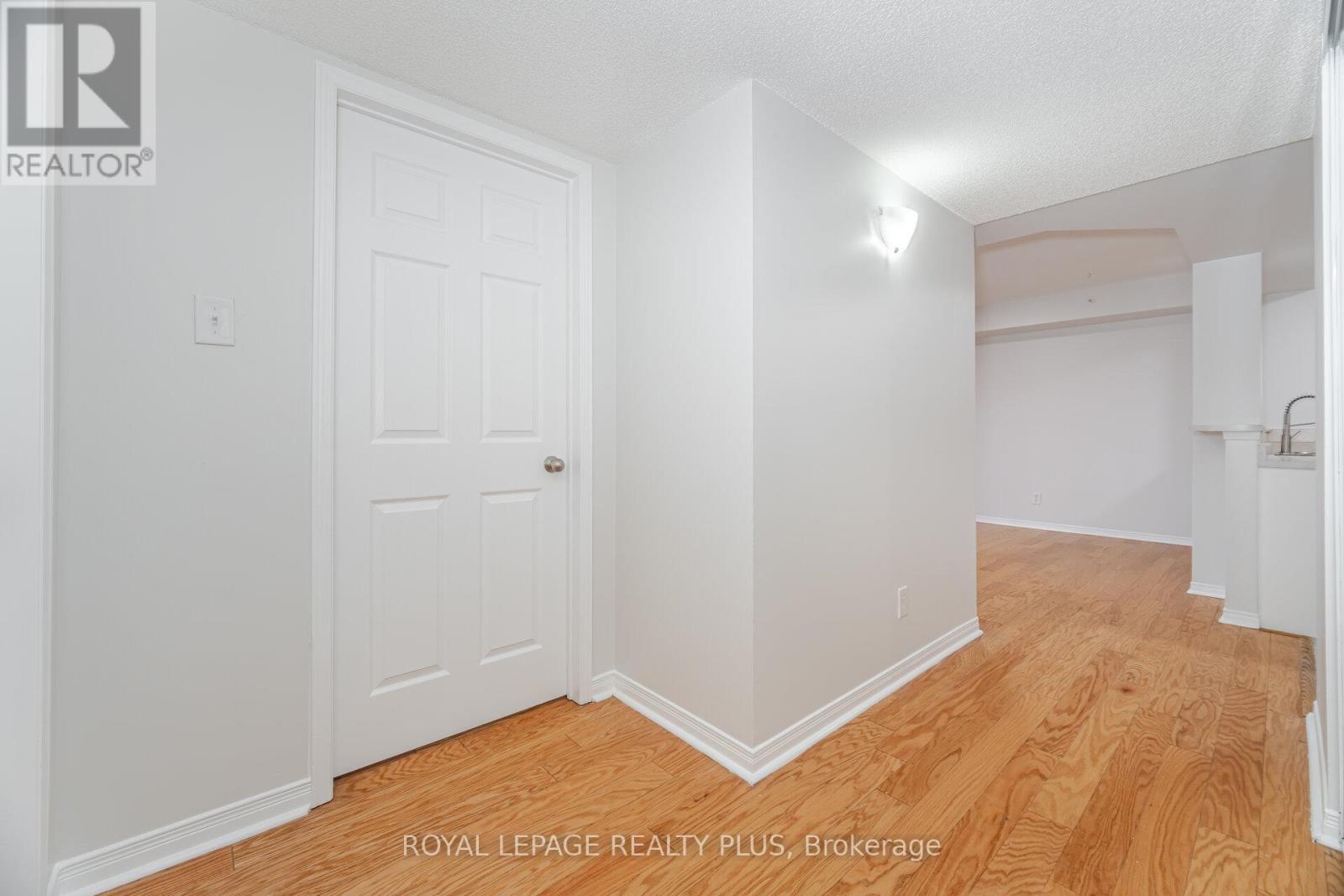 Photo 20 of 107 5100 Winston Churchill Boulevard, Mississauga ON