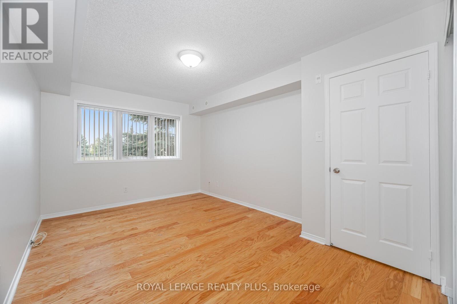 Photo 29 of 107 5100 Winston Churchill Boulevard, Mississauga ON