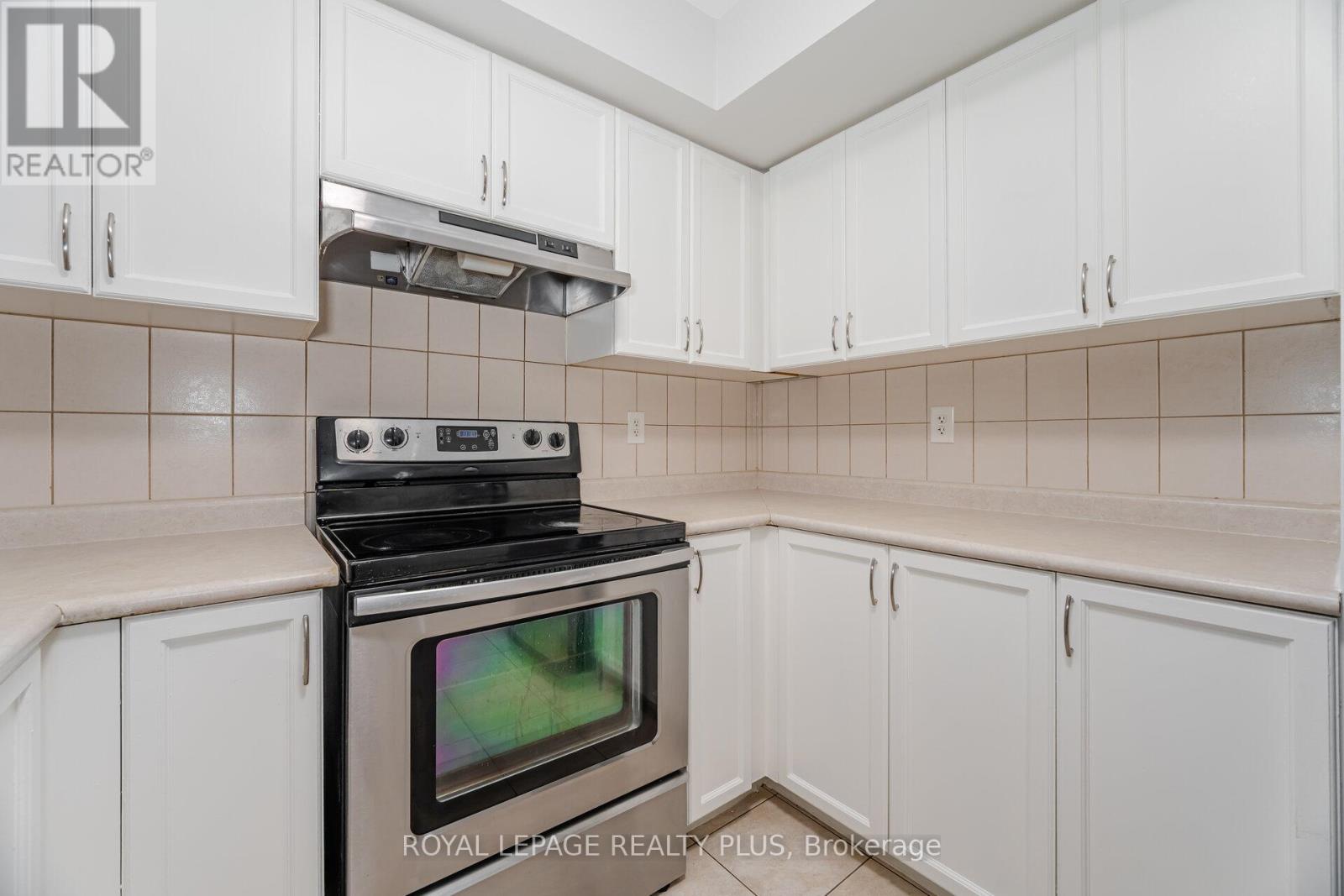Photo 18 of 107 5100 Winston Churchill Boulevard, Mississauga ON