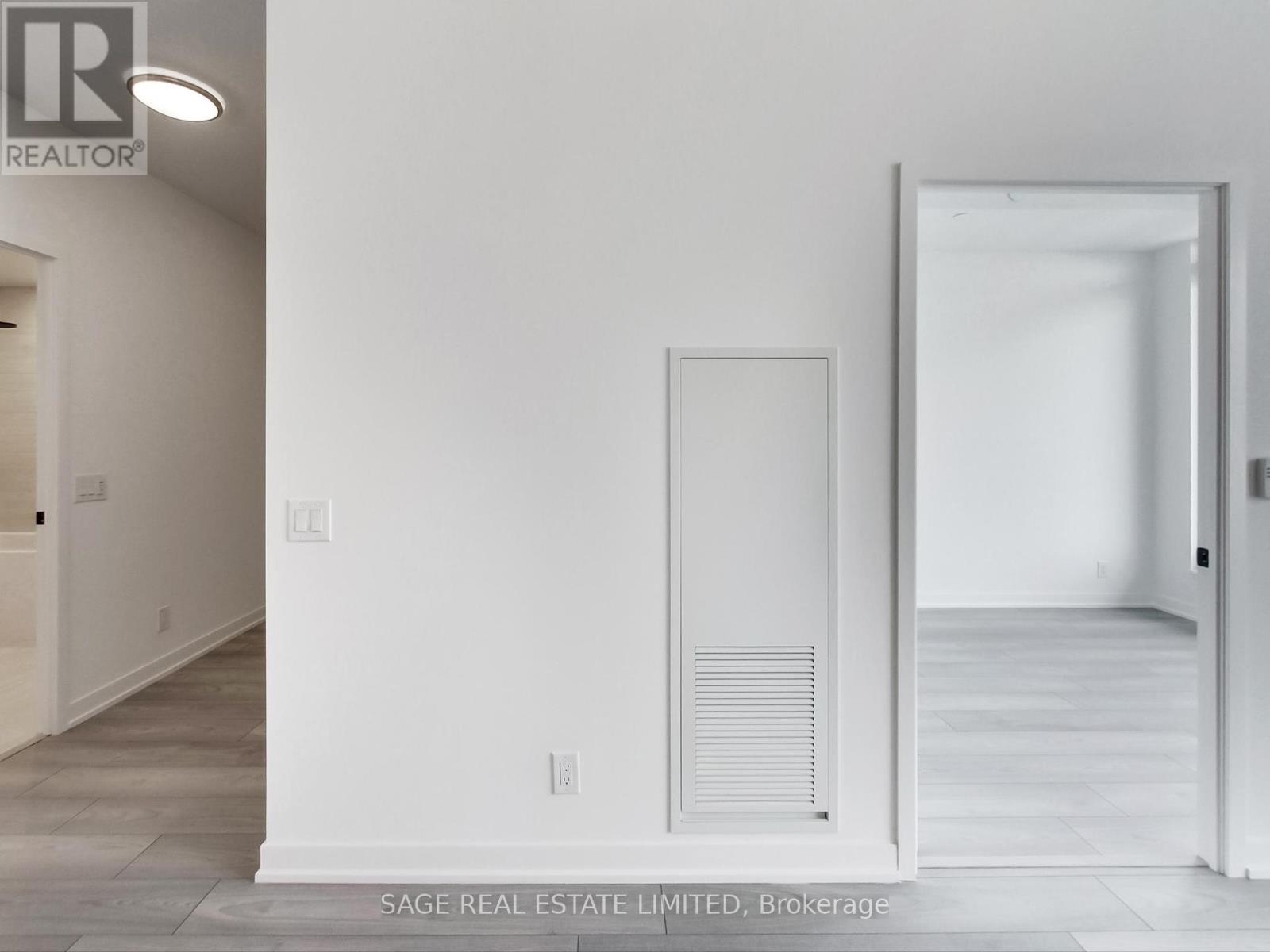 Photo 13 of 1401 285 Dufferin Street, Toronto ON
