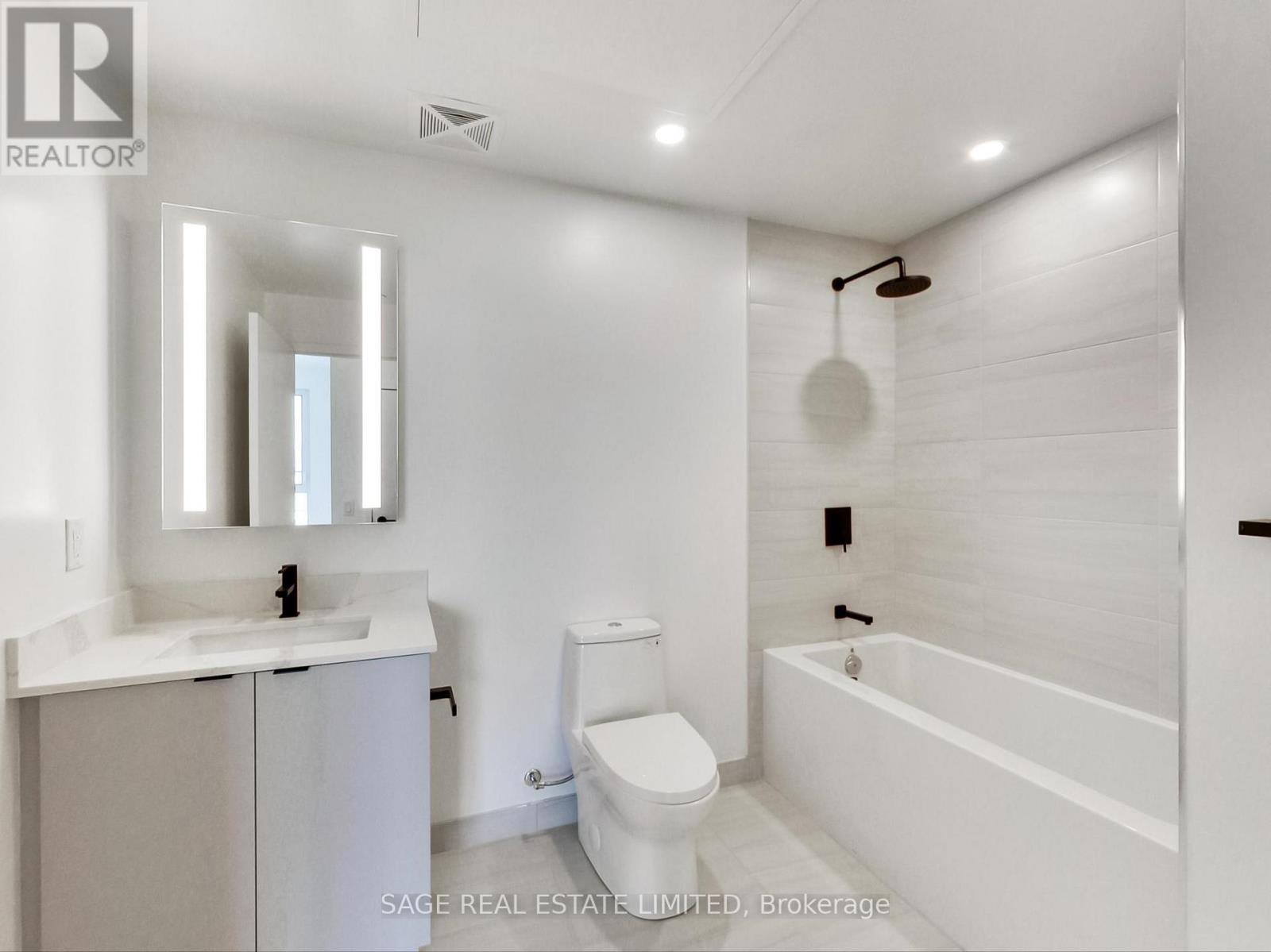 Photo 14 of 1401 285 Dufferin Street, Toronto ON