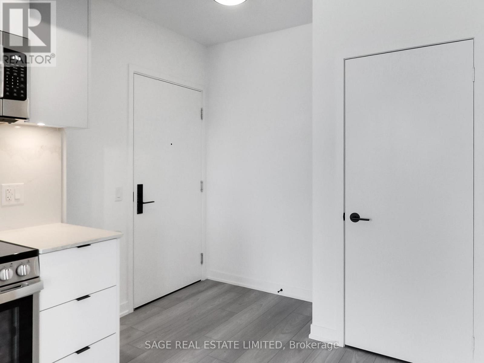 Photo 20 of 1401 285 Dufferin Street, Toronto ON