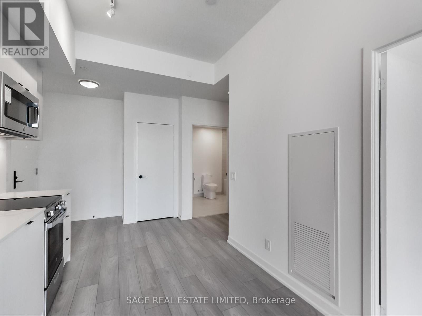 Photo 19 of 1401 285 Dufferin Street, Toronto ON