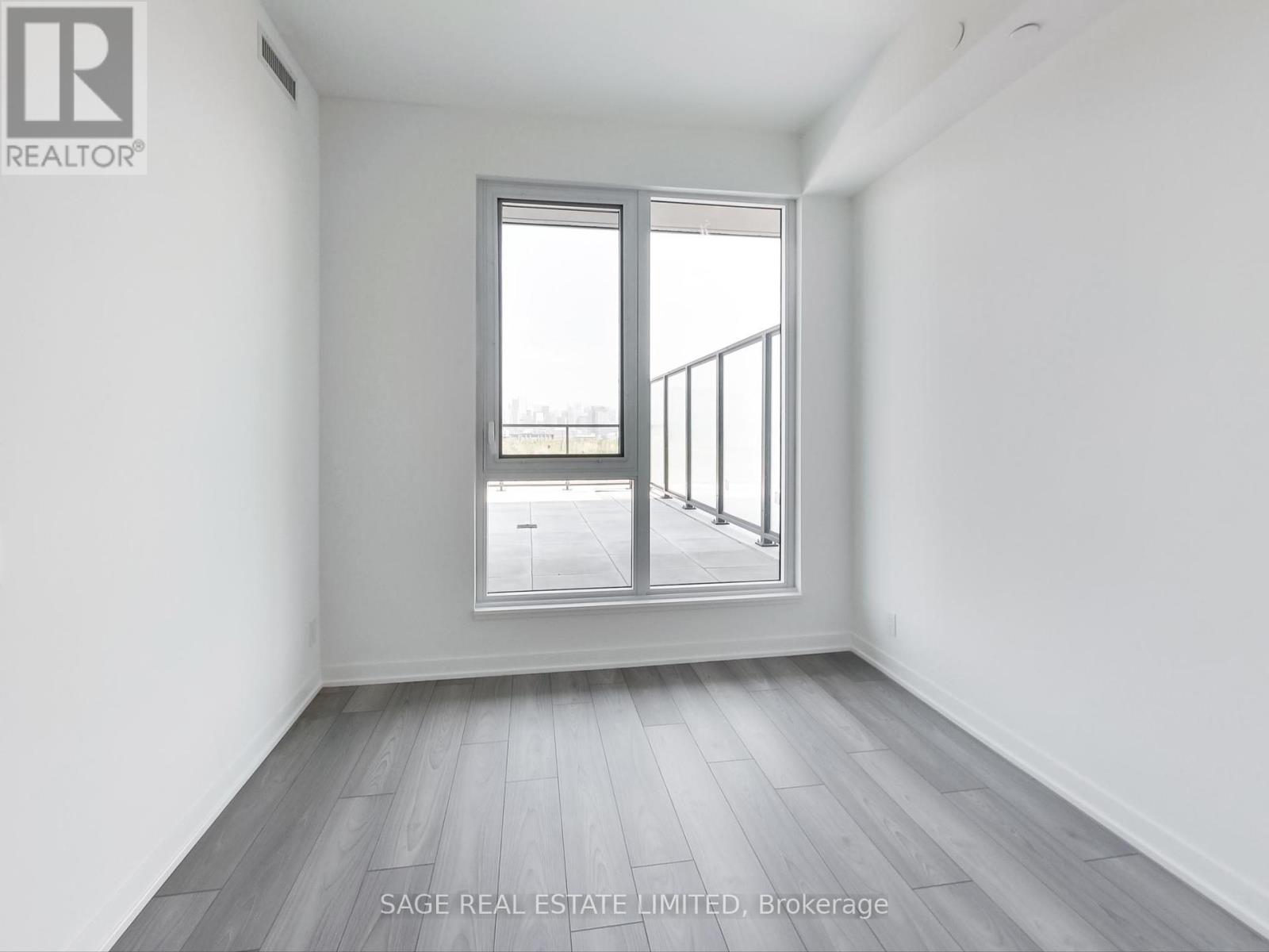 Photo 6 of 1401 285 Dufferin Street, Toronto ON