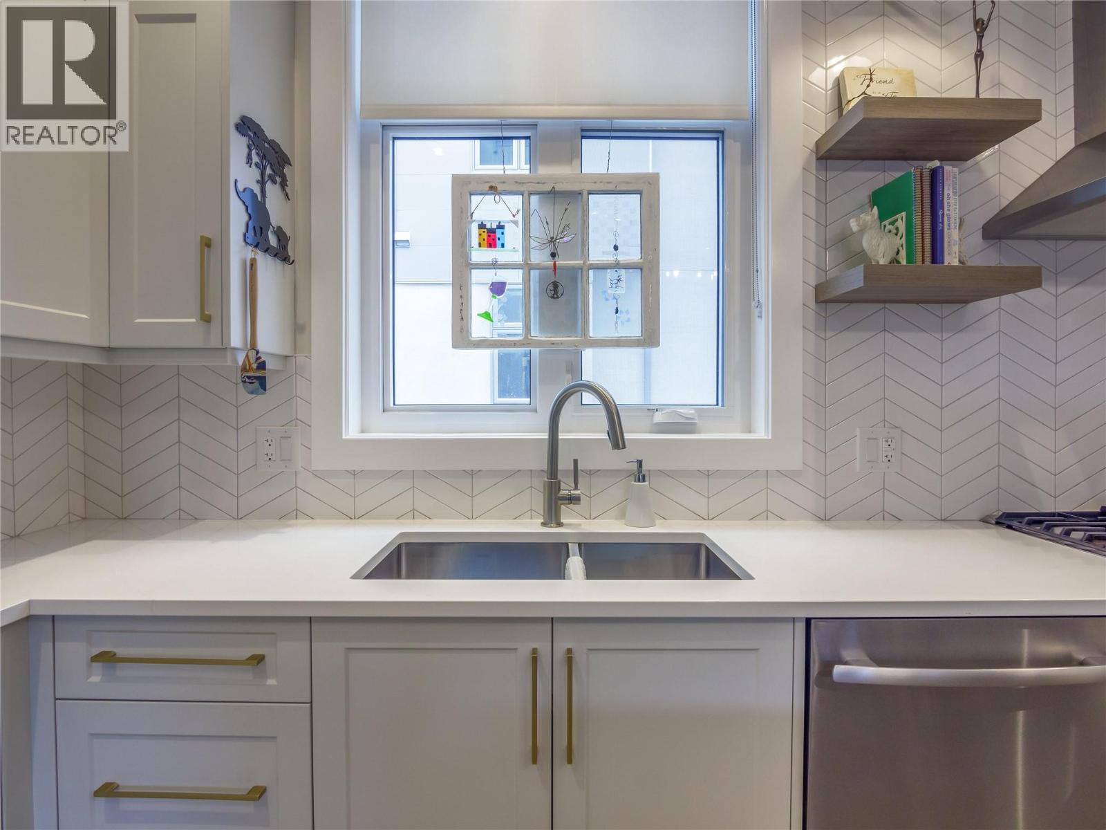 103 222 Lee Avenue, Penticton