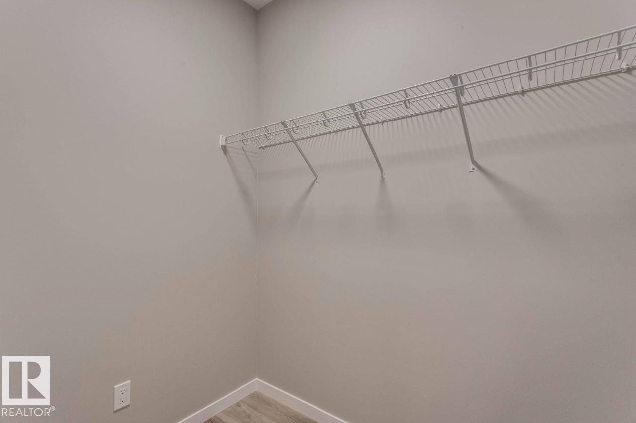 Photo 26 of 22918 95 A Av Nw, Edmonton AB
