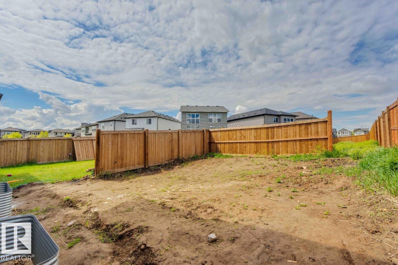 Photo 31 of 22918 95 A Av Nw, Edmonton AB