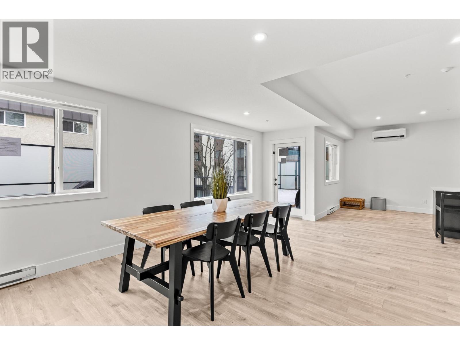  1228 Pacific Avenue, Kelowna
