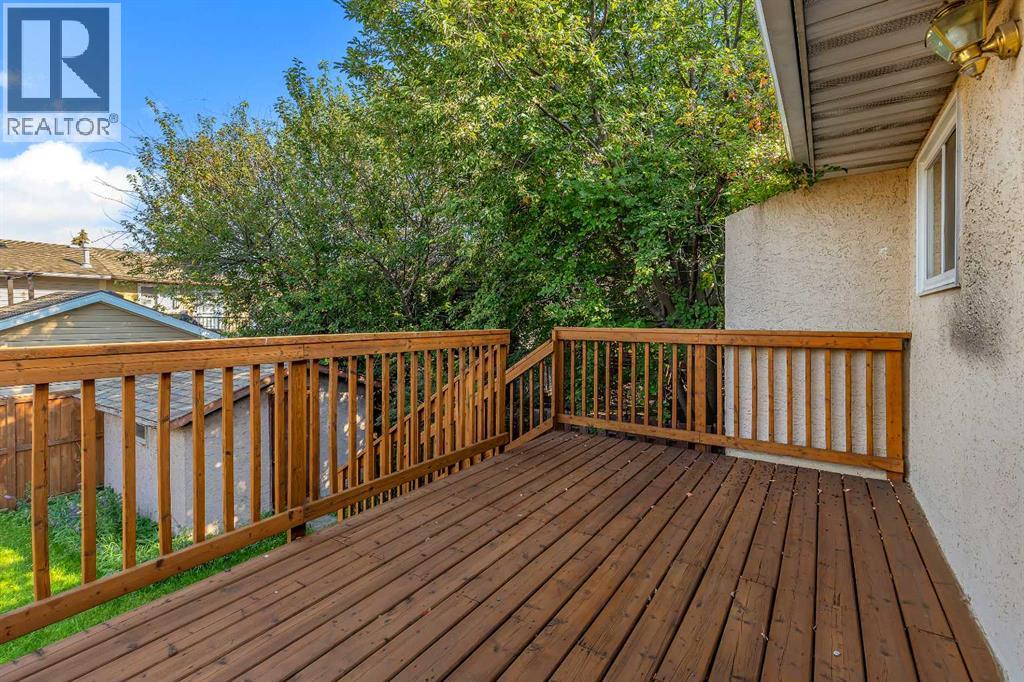 Photo 24 of 105 Fonda Court Se, Calgary AB