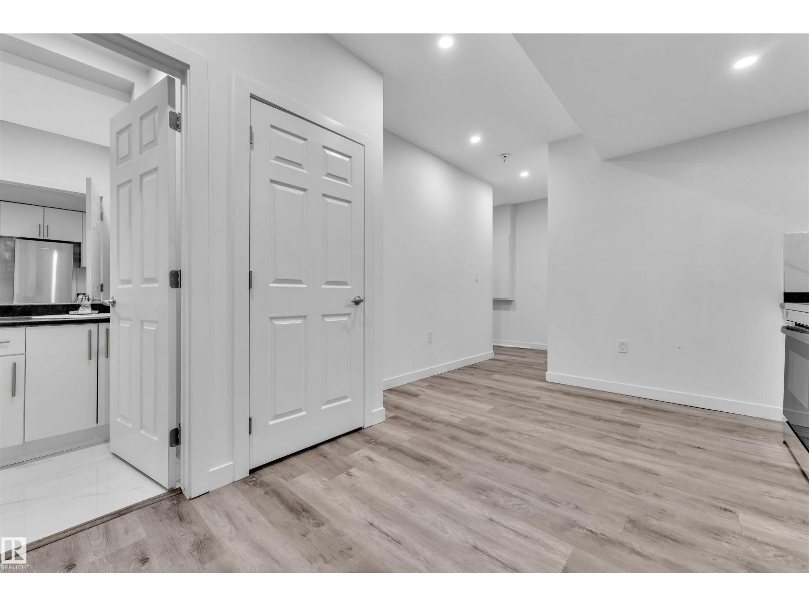 Photo 24 of 1239 16 Av Nw, Edmonton AB