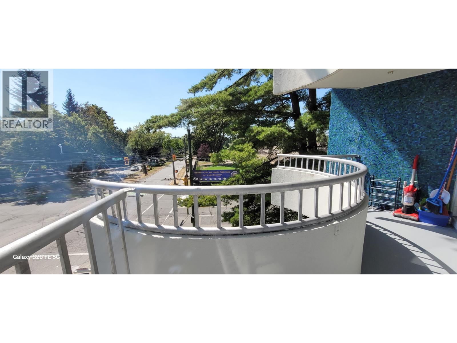 Photo 1 of 303 4691 W 10th Avenue, Vancouver BC