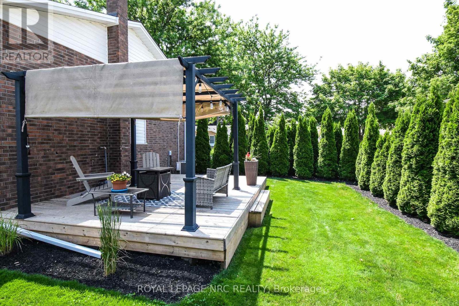 Photo 24 of 4 Belair Drive, St Catharines ON