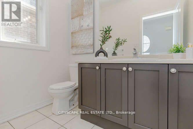 Photo 14 of 70 Cannery Drive, Niagaraonthelake ON