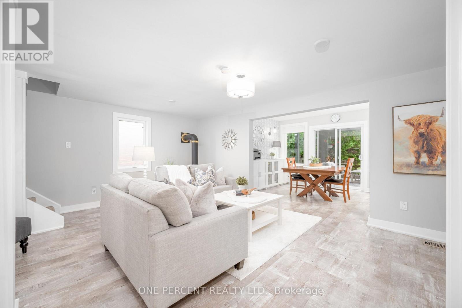 Photo 15 of 406 Peter Street N, Orillia ON