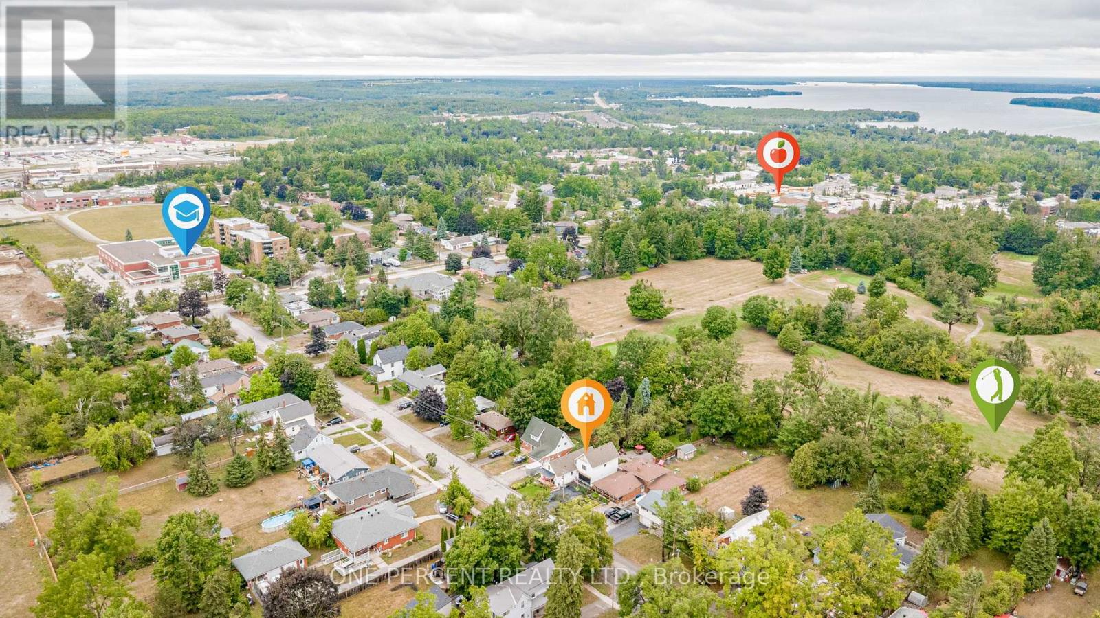 Photo 41 of 406 Peter Street N, Orillia ON