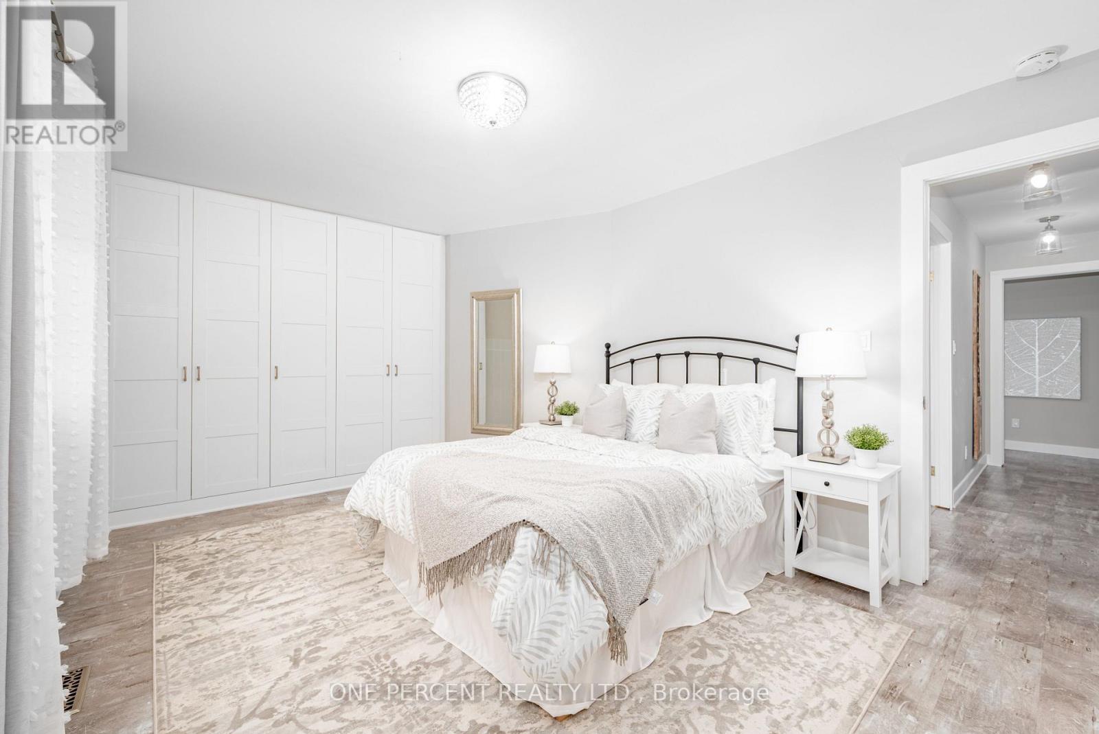 Photo 42 of 406 Peter Street N, Orillia ON