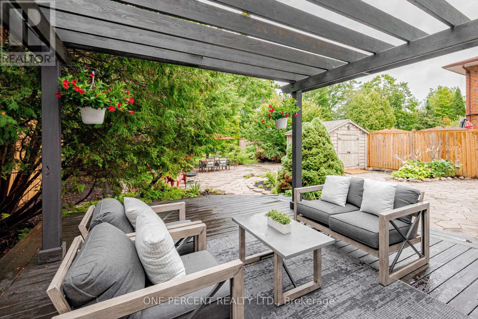 Photo 6 of 406 Peter Street N, Orillia ON