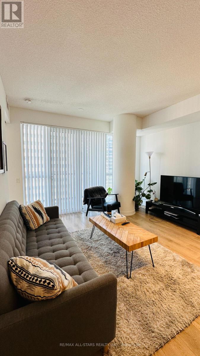 Photo 10 of 3608 87 Peter Street, Toronto ON