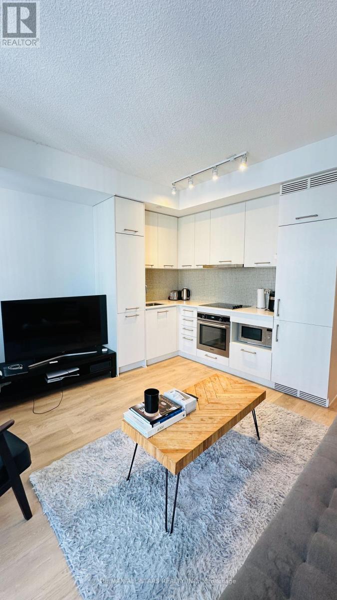 Photo 3 of 3608 87 Peter Street, Toronto ON