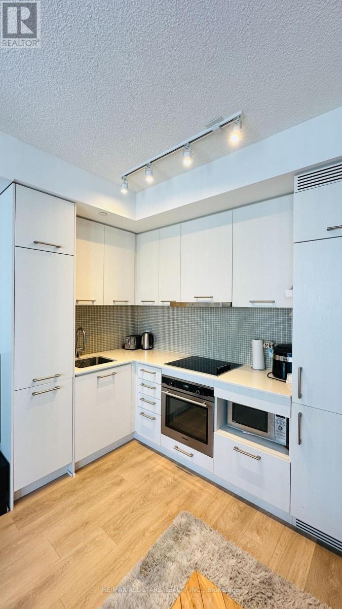 Photo 6 of 3608 87 Peter Street, Toronto ON