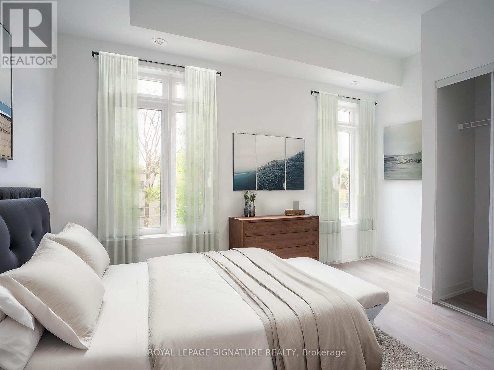 Photo 27 of 64 B Tisdale Avenue, Toronto ON