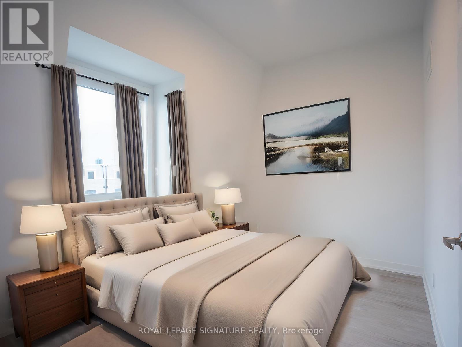 Photo 28 of 64 B Tisdale Avenue, Toronto ON