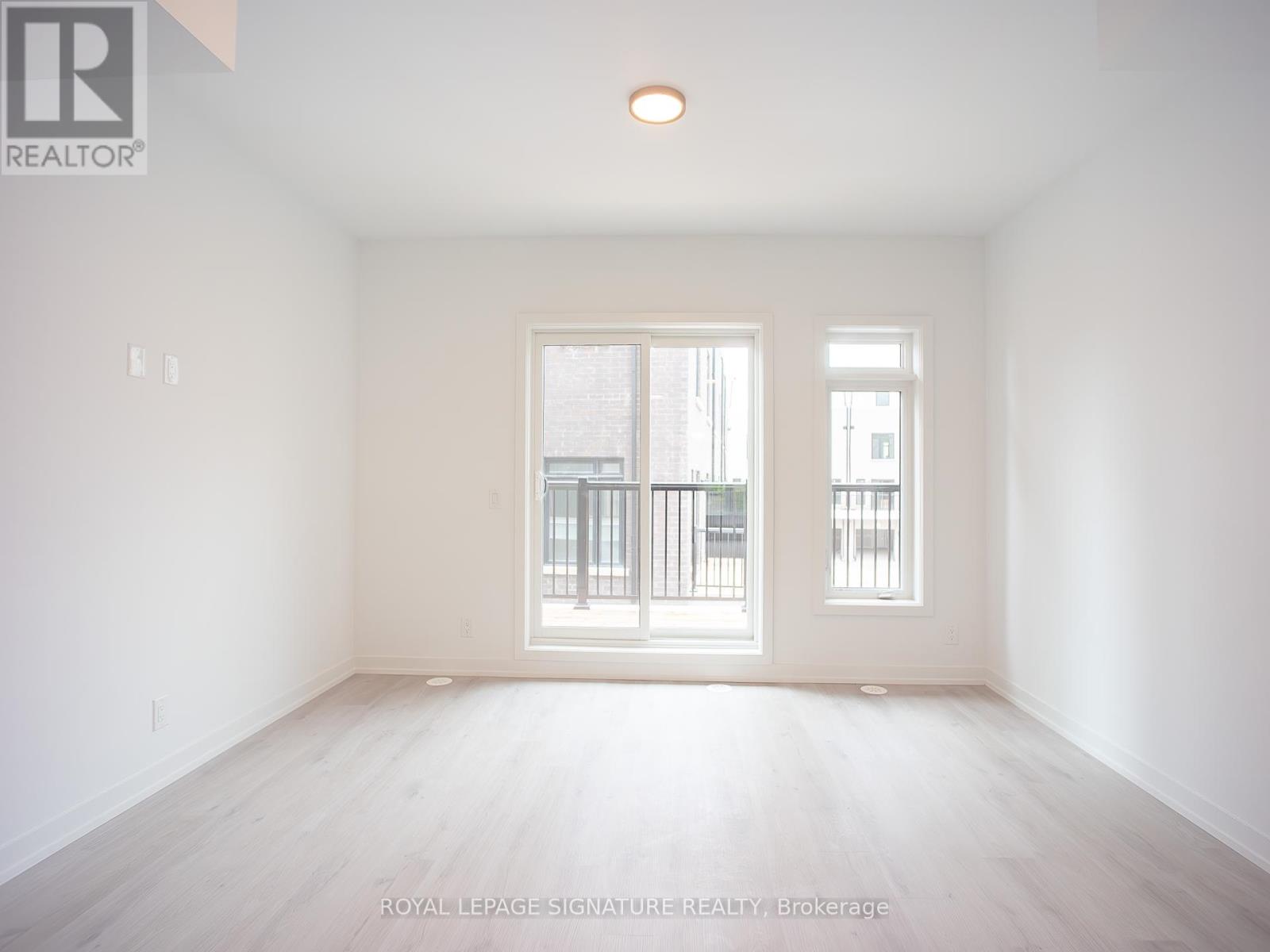 Photo 5 of 64 B Tisdale Avenue, Toronto ON