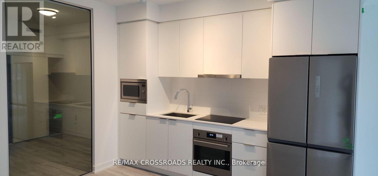 Photo 2 of 510 8 Olympic Garden Drive, Toronto ON
