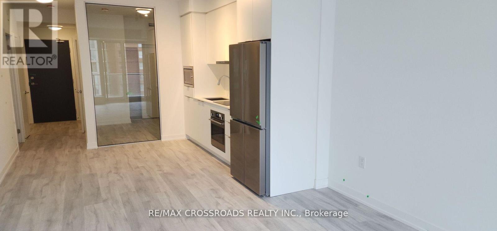Photo 9 of 510 8 Olympic Garden Drive, Toronto ON