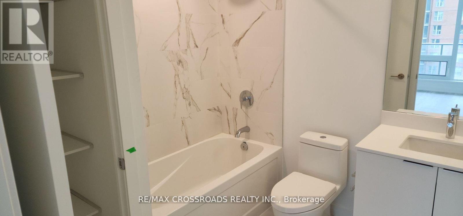 Photo 7 of 510 8 Olympic Garden Drive, Toronto ON