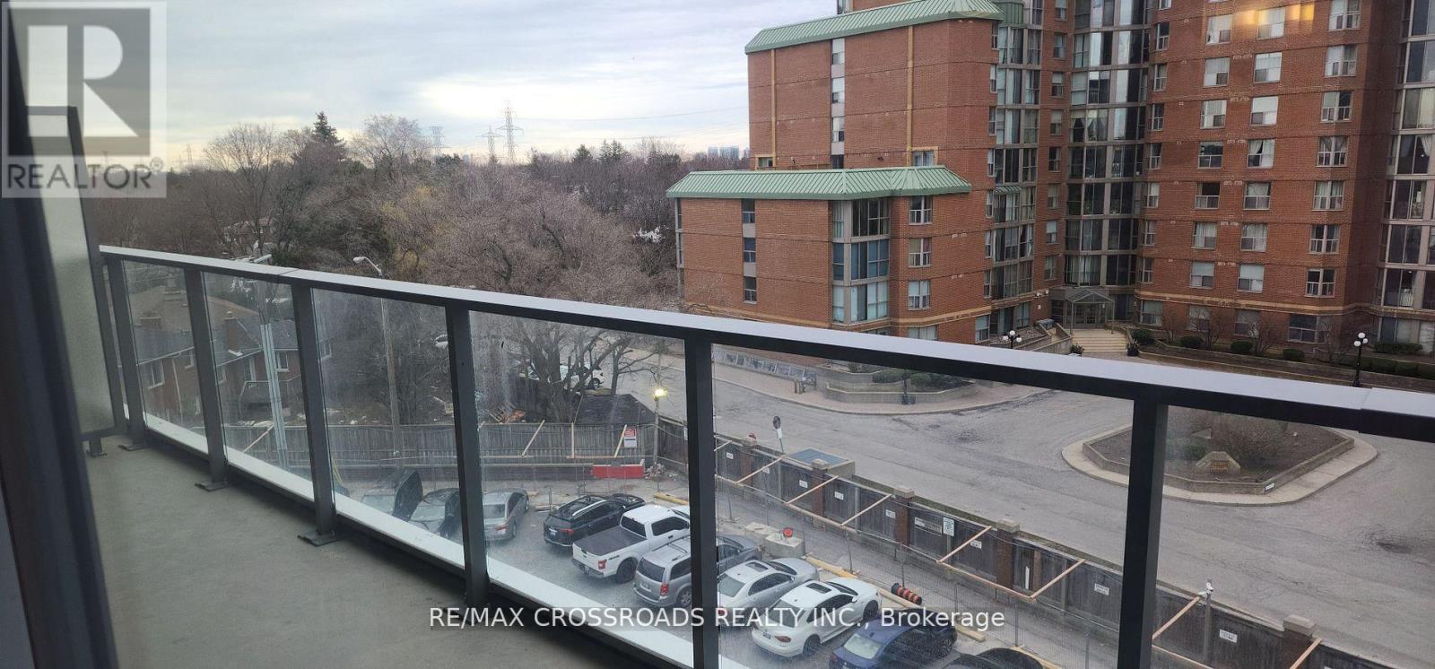 Photo 8 of 510 8 Olympic Garden Drive, Toronto ON