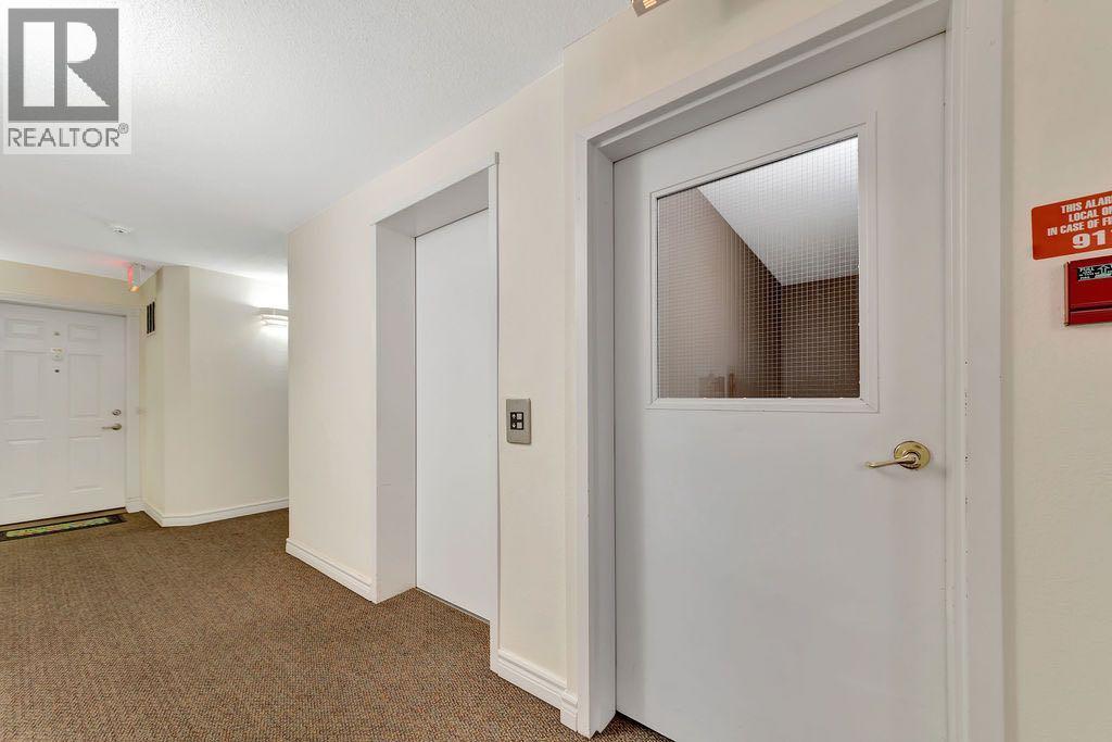 Photo 16 of 104 5120 49 Street, Lloydminster AB