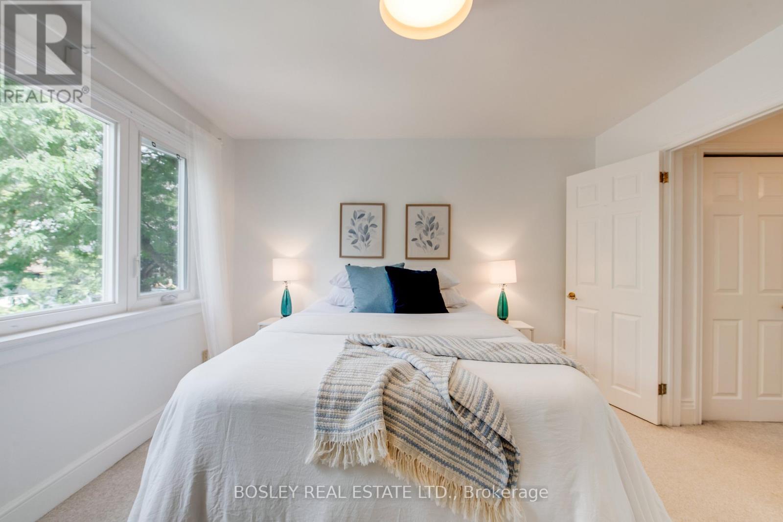 Photo 10 of 55 Robbins Avenue, Toronto ON