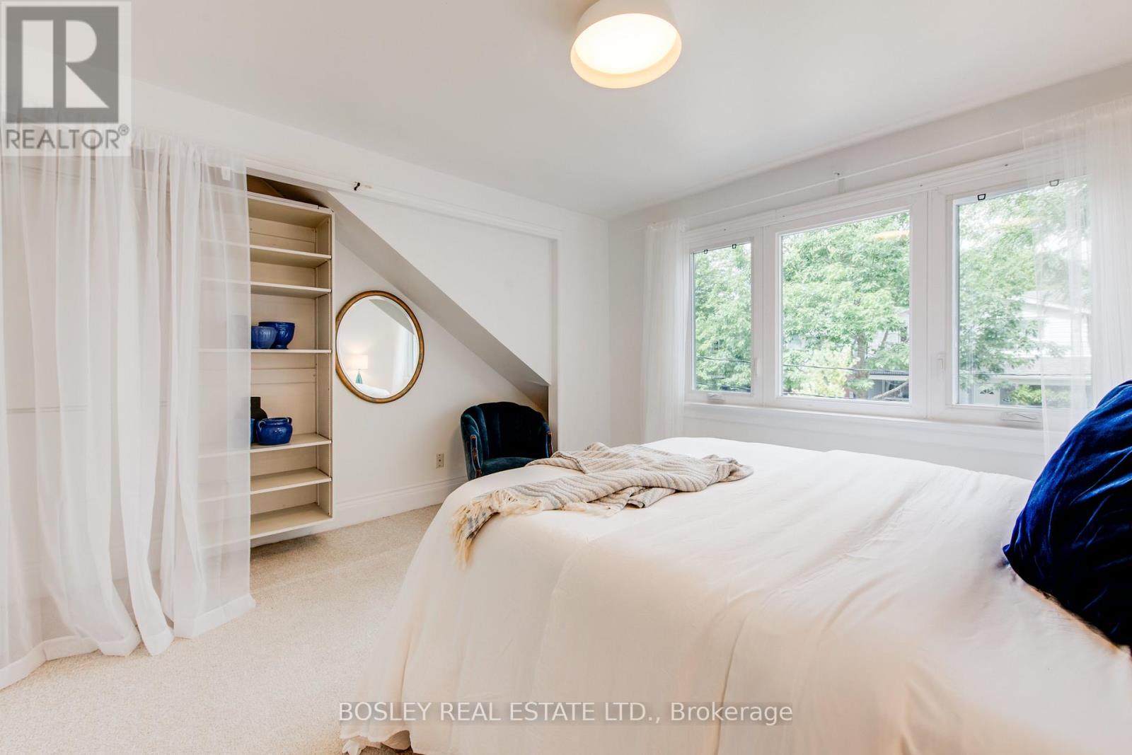 Photo 11 of 55 Robbins Avenue, Toronto ON