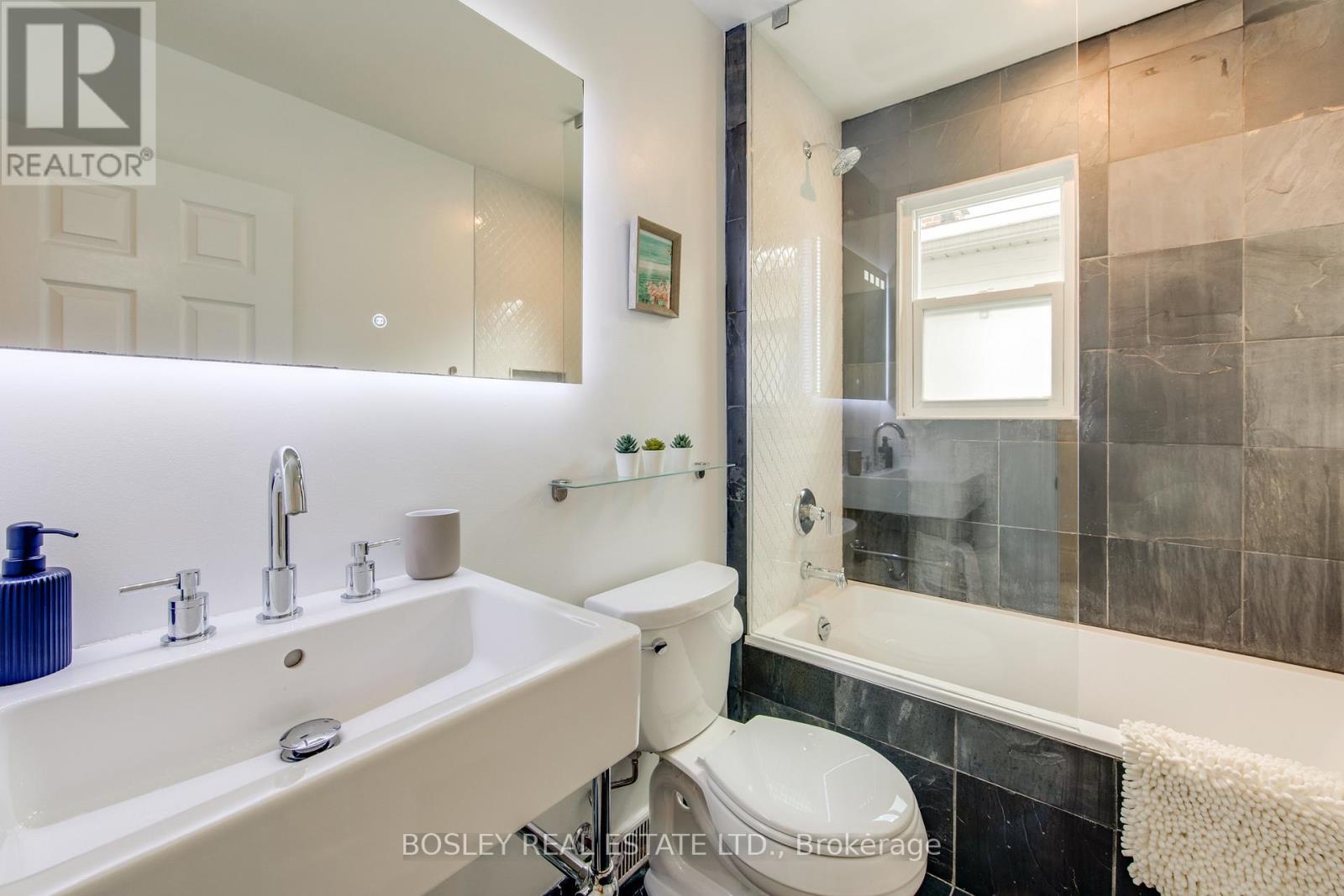 Photo 17 of 55 Robbins Avenue, Toronto ON