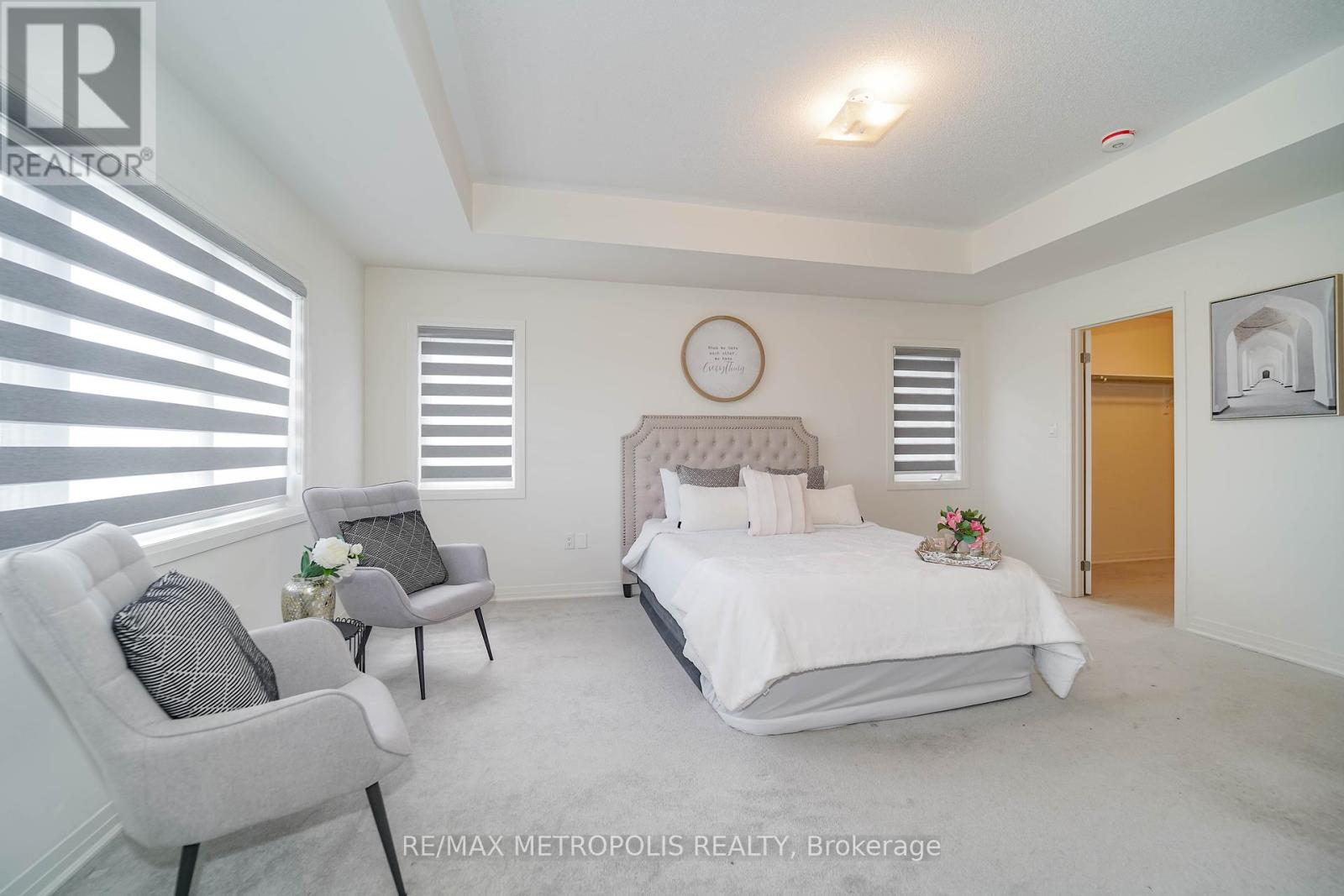 Photo 11 of 11 Yacht Drive, Clarington ON