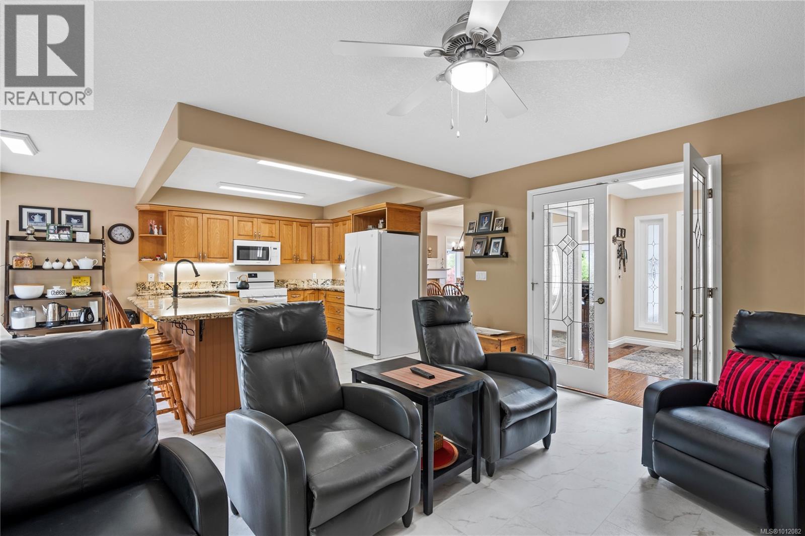 Photo 20 of 1072 Roberton Blvd, Parksville BC