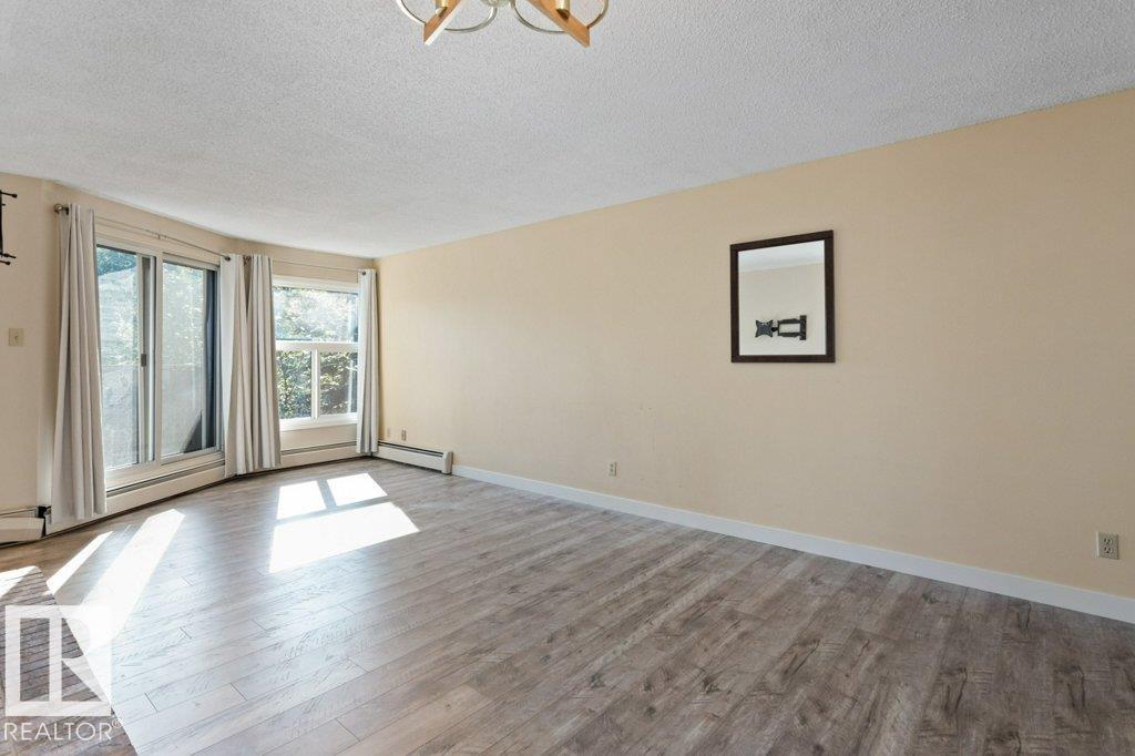 Photo 37 of 11134 83 Av Nw, Edmonton AB